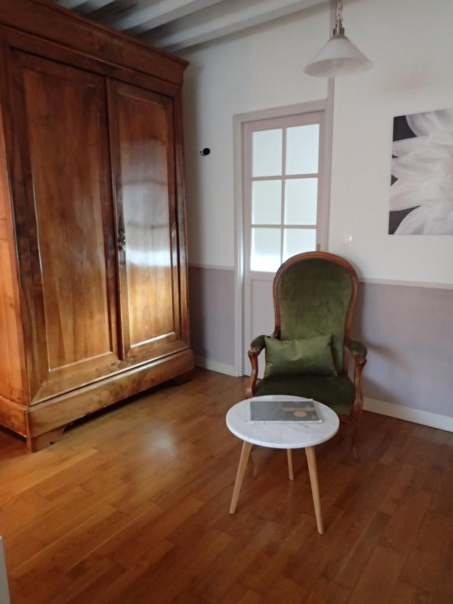 Bed and Breakfast La Croix St Jean Foucheres Екстер'єр фото
